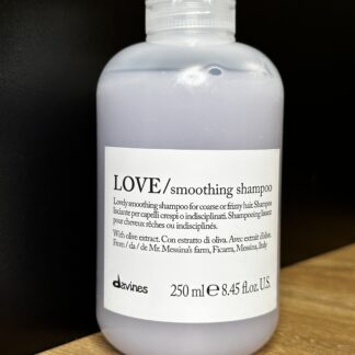 LOVE smoothing Shampoo