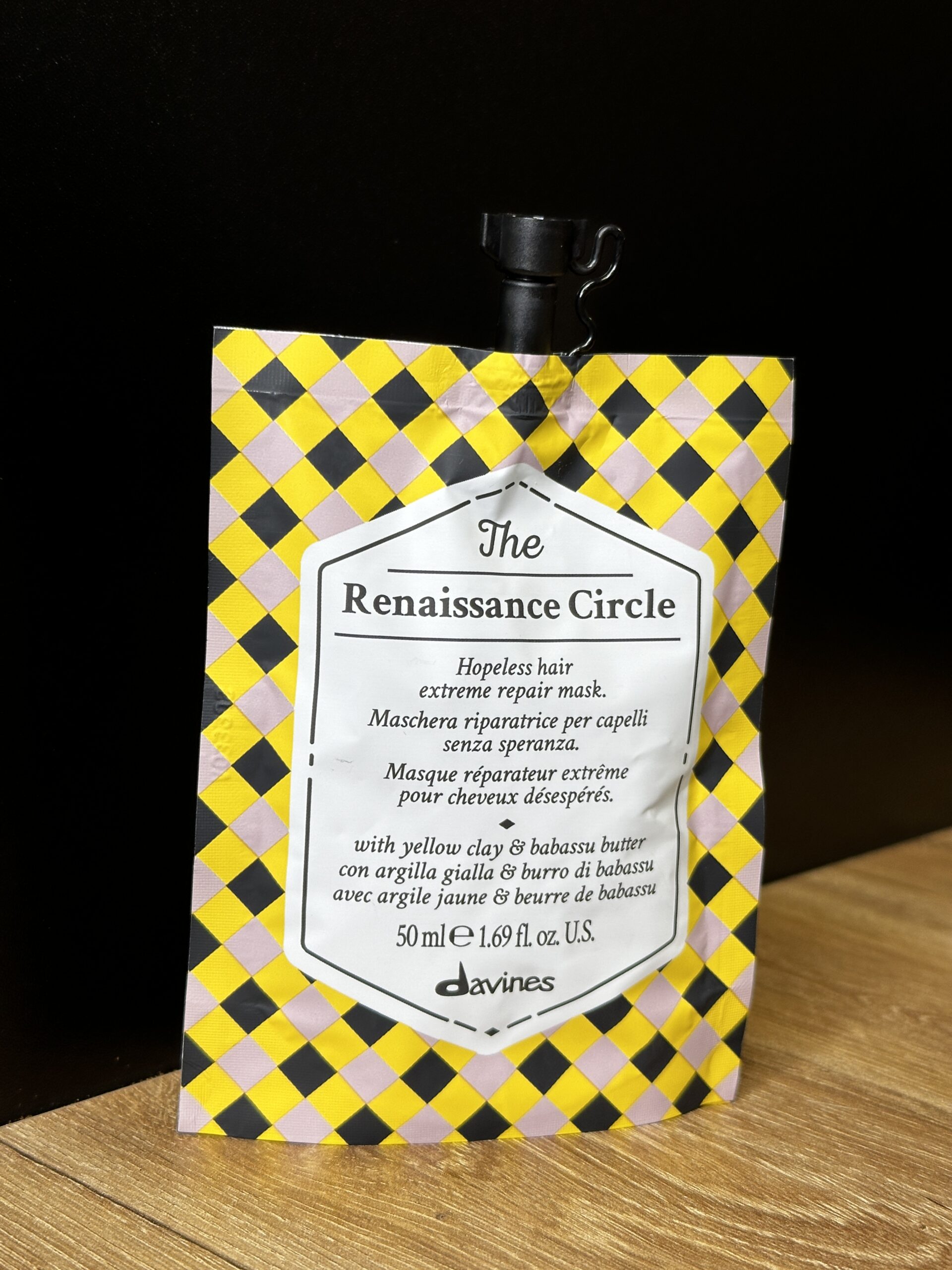 ТHE RENAISSANCE CIRCLE